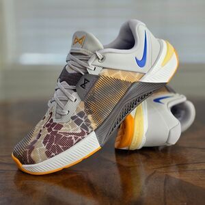 Nike Metcon 10 AMP Light Bone Cave Stone Gym Training Shoes HQ2615-001 Size 9.5